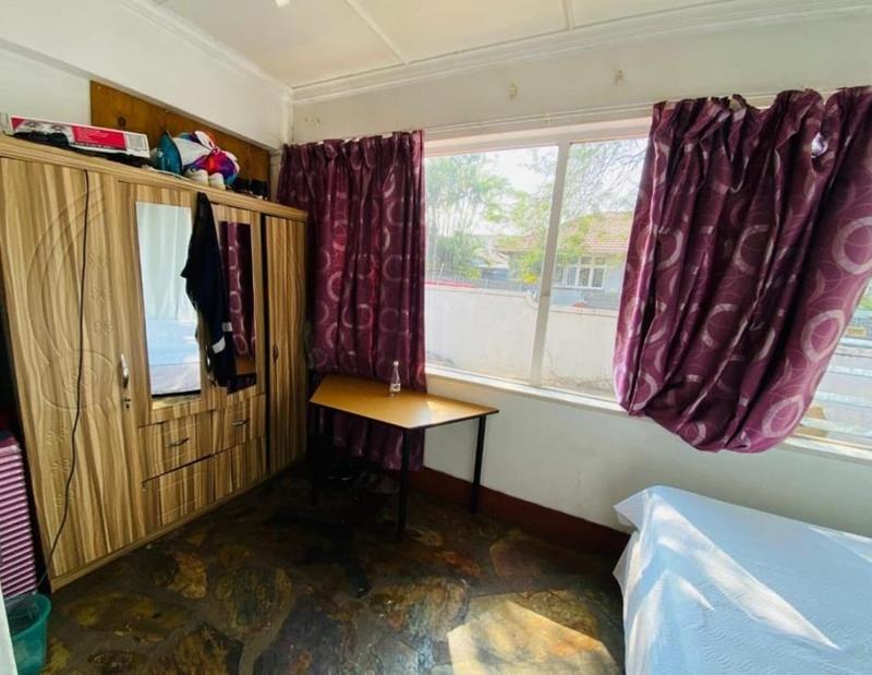 5 Bedroom Property for Sale in Umbilo KwaZulu-Natal