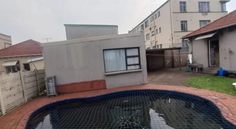 5 Bedroom Property for Sale in Umbilo KwaZulu-Natal