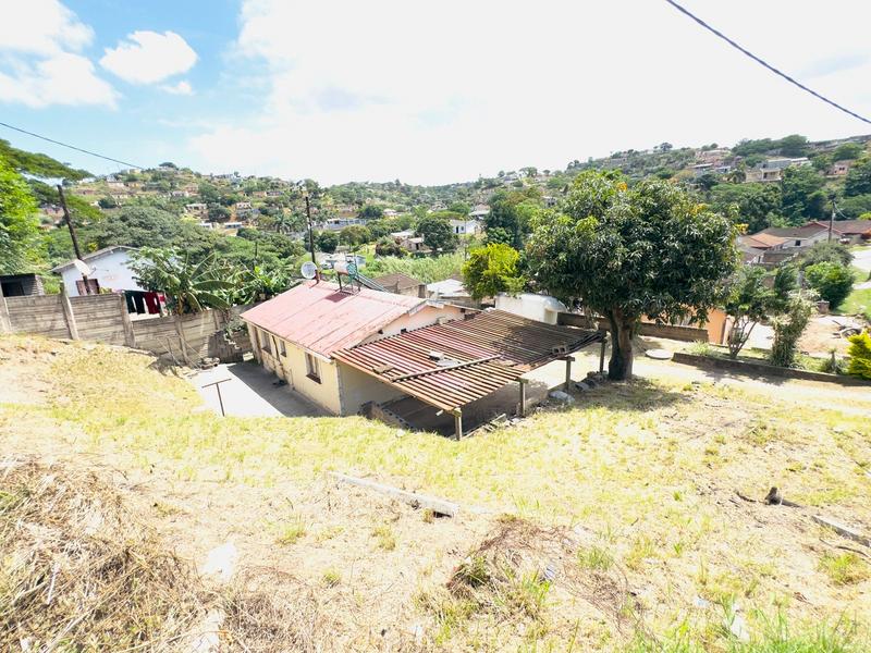 2 Bedroom Property for Sale in Umlazi Q KwaZulu-Natal