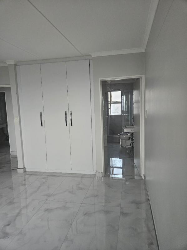To Let 3 Bedroom Property for Rent in Sherwood KwaZulu-Natal