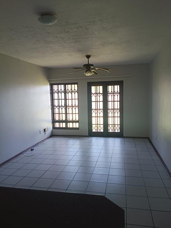 2 Bedroom Property for Sale in Richards Bay KwaZulu-Natal