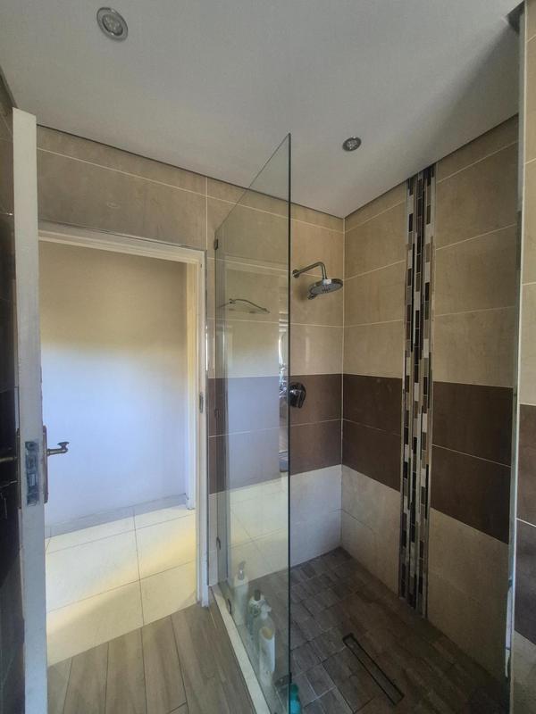 To Let 2 Bedroom Property for Rent in Durban North KwaZulu-Natal