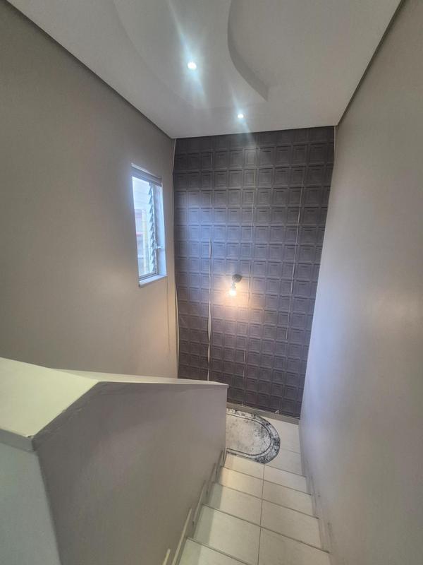 To Let 2 Bedroom Property for Rent in Durban North KwaZulu-Natal