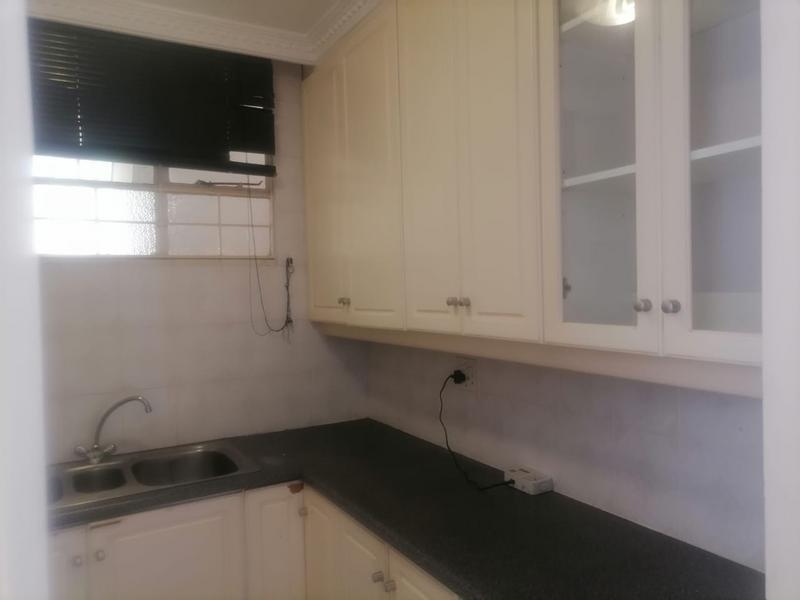 2 Bedroom Property for Sale in Amanzimtoti KwaZulu-Natal