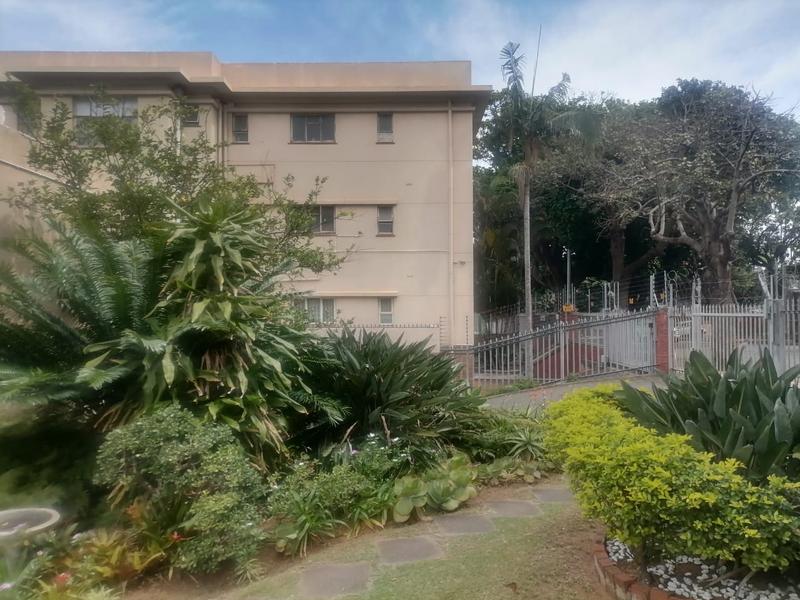 2 Bedroom Property for Sale in Amanzimtoti KwaZulu-Natal