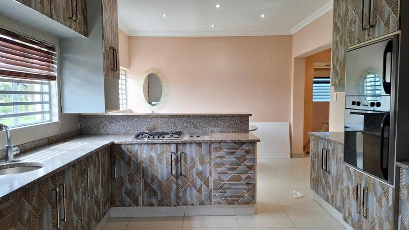 To Let 3 Bedroom Property for Rent in Sherwood KwaZulu-Natal