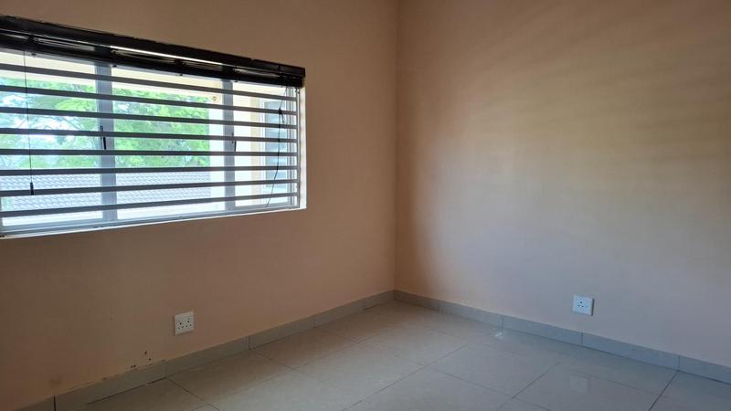 To Let 3 Bedroom Property for Rent in Sherwood KwaZulu-Natal