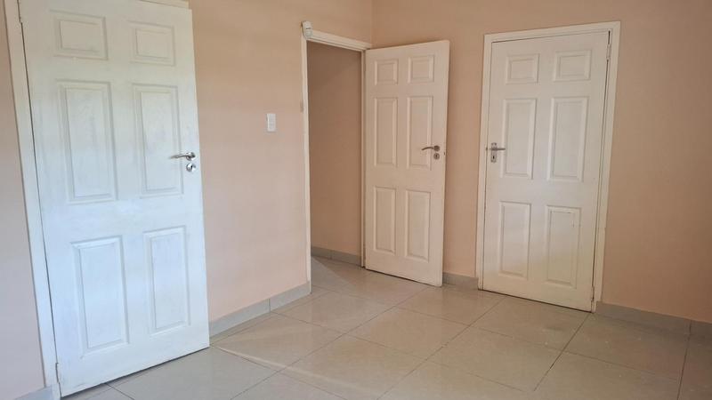 To Let 3 Bedroom Property for Rent in Sherwood KwaZulu-Natal