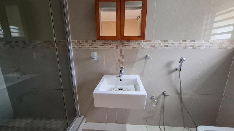 To Let 3 Bedroom Property for Rent in Sherwood KwaZulu-Natal