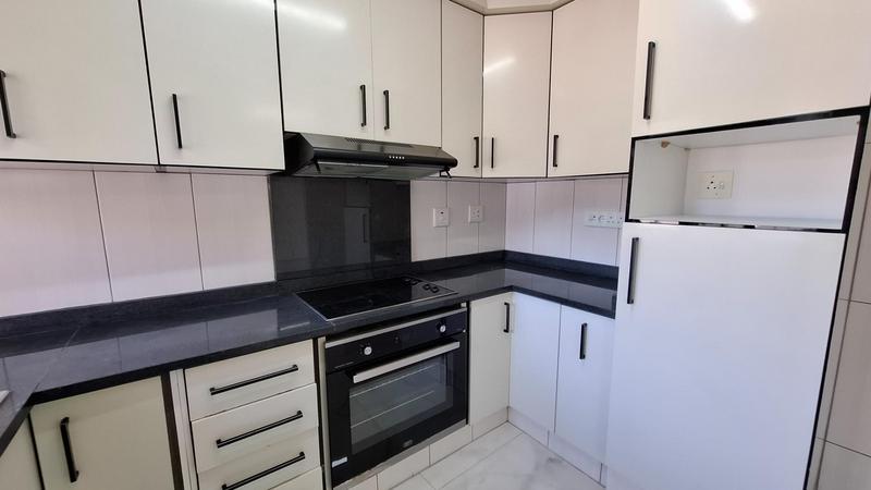 To Let 3 Bedroom Property for Rent in Sherwood KwaZulu-Natal