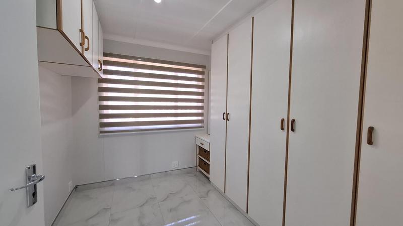 To Let 3 Bedroom Property for Rent in Sherwood KwaZulu-Natal