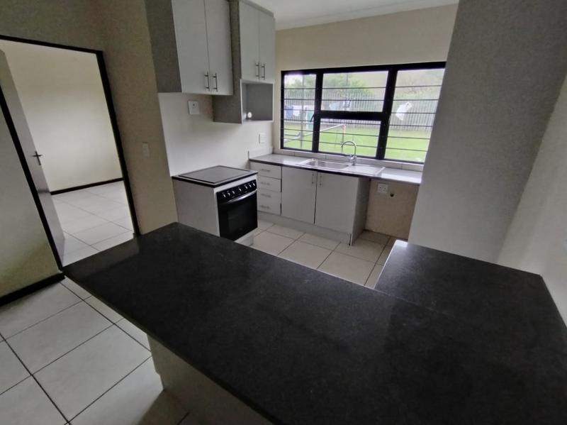 2 Bedroom Property for Sale in Waterways KwaZulu-Natal