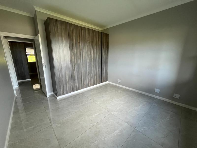 To Let 3 Bedroom Property for Rent in Umtentweni KwaZulu-Natal