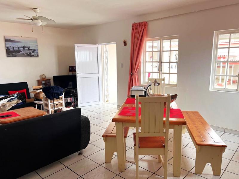 1 Bedroom Property for Sale in Margate KwaZulu-Natal