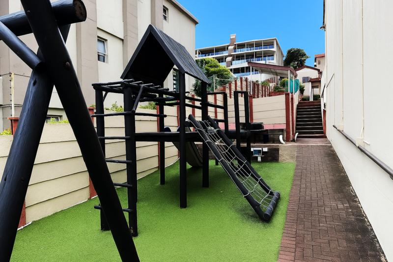 1 Bedroom Property for Sale in Margate KwaZulu-Natal