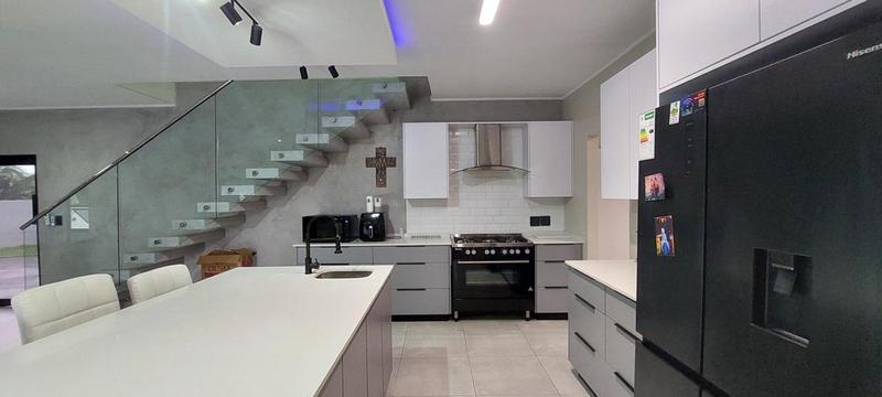 3 Bedroom Property for Sale in Shelly Beach KwaZulu-Natal