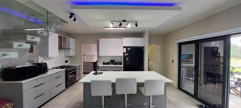 3 Bedroom Property for Sale in Shelly Beach KwaZulu-Natal