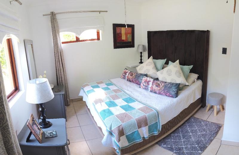 To Let 4 Bedroom Property for Rent in St Michaels On Sea KwaZulu-Natal