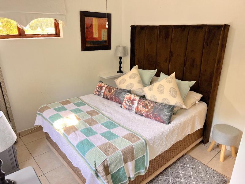 To Let 4 Bedroom Property for Rent in St Michaels On Sea KwaZulu-Natal