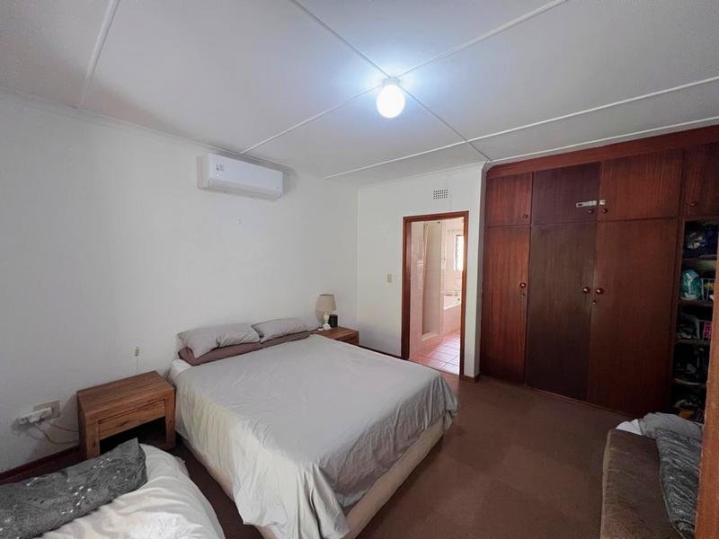 4 Bedroom Property for Sale in Port Edward KwaZulu-Natal