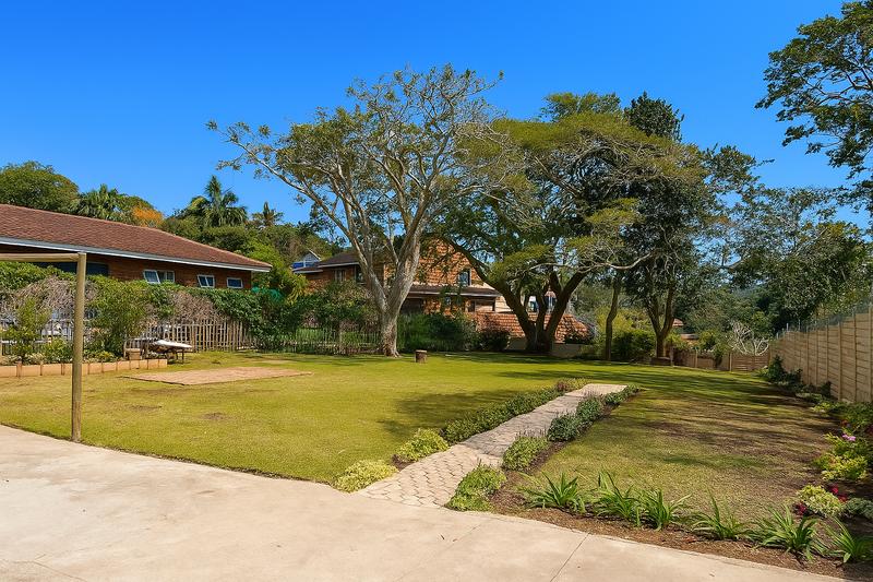 6 Bedroom Property for Sale in Port Edward KwaZulu-Natal