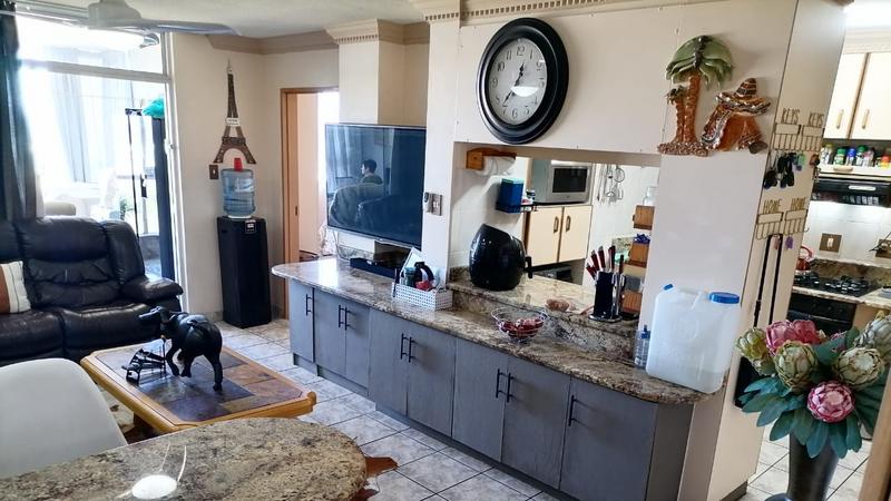 3 Bedroom Property for Sale in Margate Beach KwaZulu-Natal