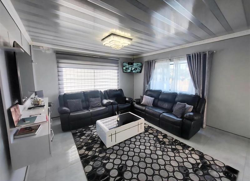 4 Bedroom Property for Sale in Overport KwaZulu-Natal