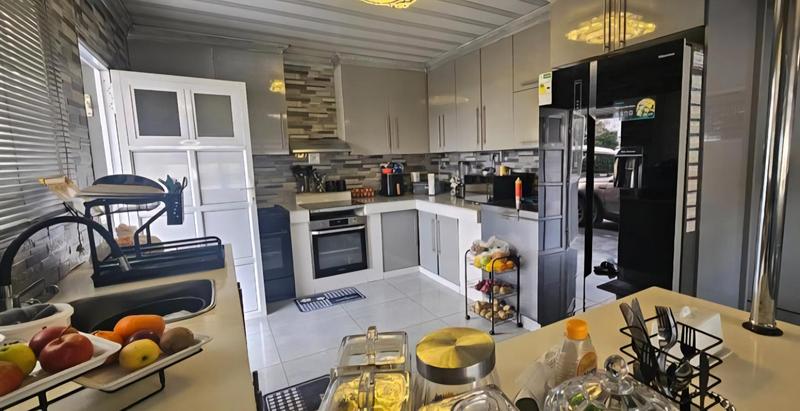 4 Bedroom Property for Sale in Overport KwaZulu-Natal