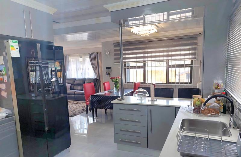 4 Bedroom Property for Sale in Overport KwaZulu-Natal