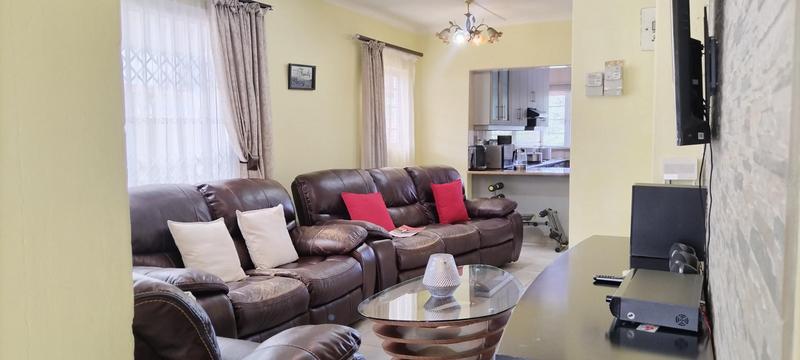 5 Bedroom Property for Sale in Newlands West KwaZulu-Natal