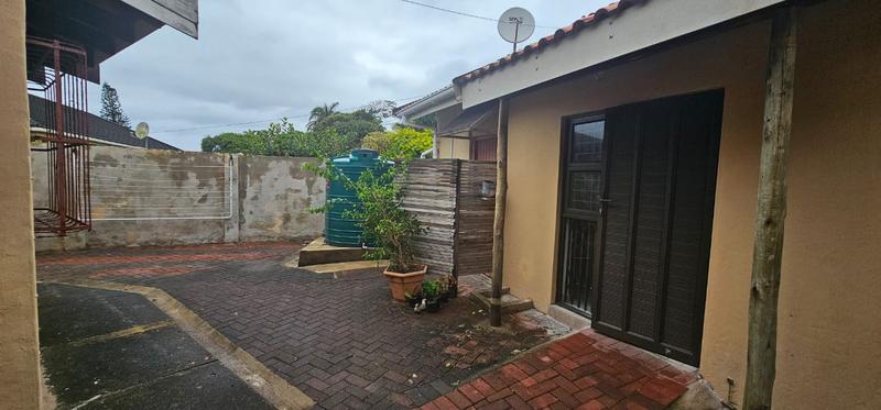 To Let 3 Bedroom Property for Rent in Scottburgh South KwaZulu-Natal