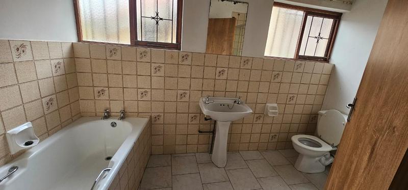 To Let 3 Bedroom Property for Rent in Scottburgh South KwaZulu-Natal