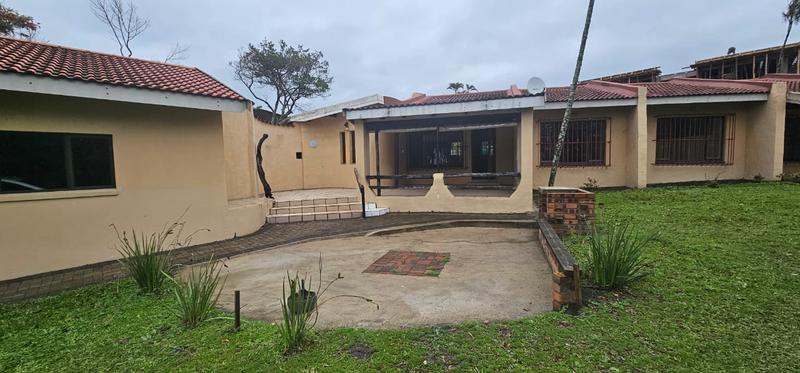To Let 3 Bedroom Property for Rent in Scottburgh South KwaZulu-Natal
