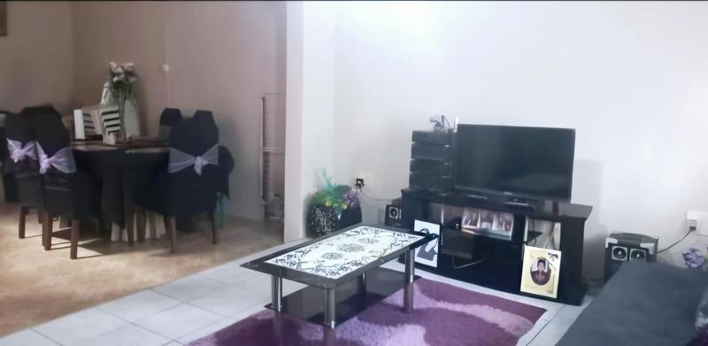 3 Bedroom Property for Sale in Crossmoor KwaZulu-Natal