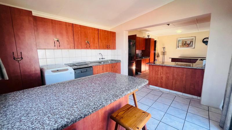 3 Bedroom Property for Sale in Margate KwaZulu-Natal