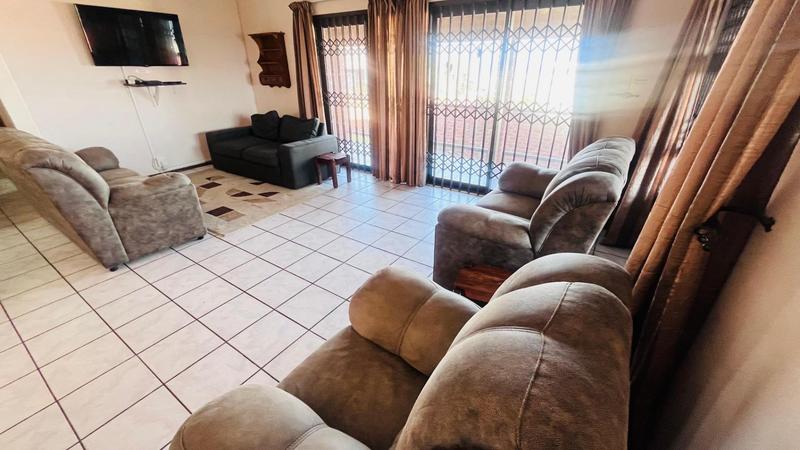 3 Bedroom Property for Sale in Margate KwaZulu-Natal