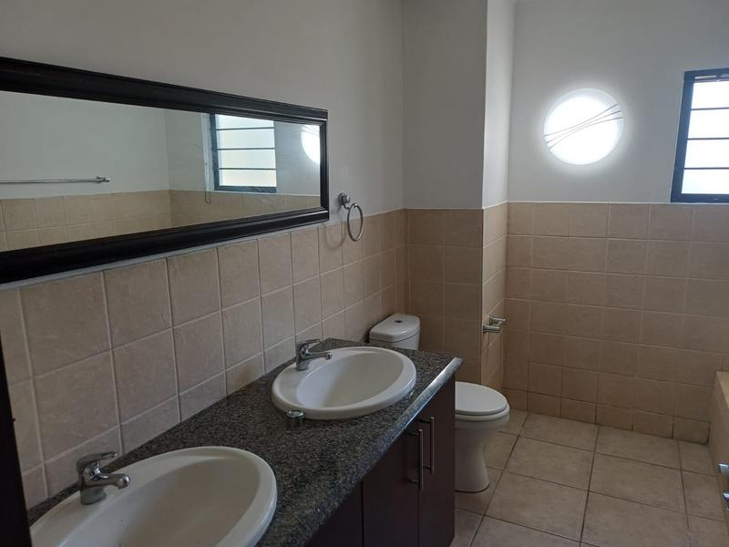 To Let 4 Bedroom Property for Rent in Ballito KwaZulu-Natal