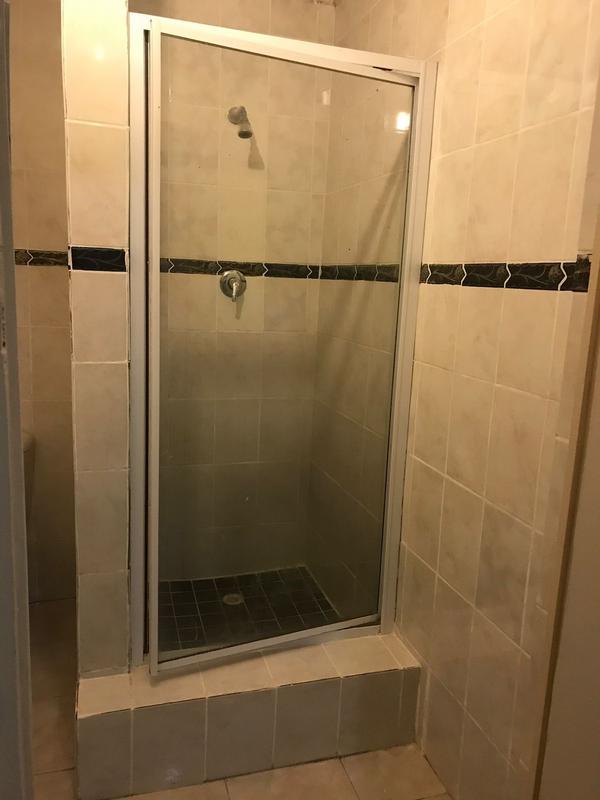 To Let 2 Bedroom Property for Rent in Malvern KwaZulu-Natal