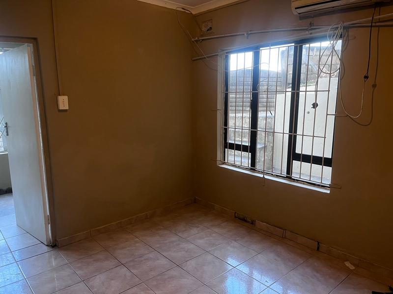 To Let 2 Bedroom Property for Rent in Malvern KwaZulu-Natal