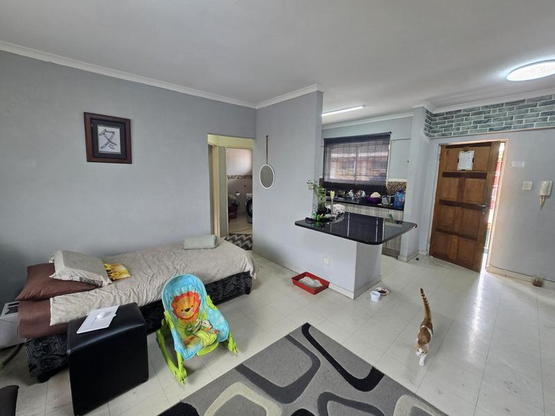 1 Bedroom Property for Sale in Overport KwaZulu-Natal