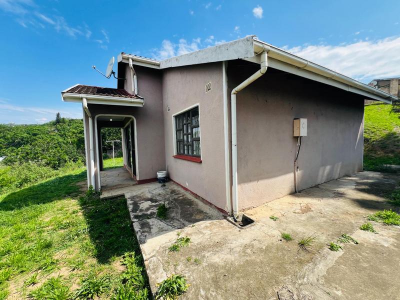 3 Bedroom Property for Sale in Umlazi KwaZulu-Natal