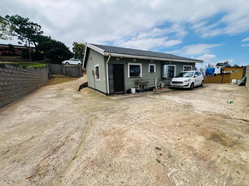 3 Bedroom Property for Sale in Umlazi KwaZulu-Natal