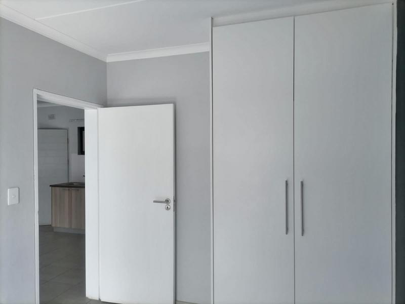 2 Bedroom Property for Sale in Amanzimtoti KwaZulu-Natal