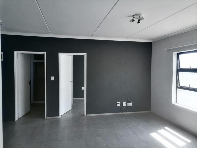 2 Bedroom Property for Sale in Amanzimtoti KwaZulu-Natal