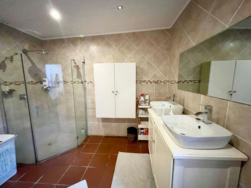 To Let 4 Bedroom Property for Rent in Mtunzini KwaZulu-Natal