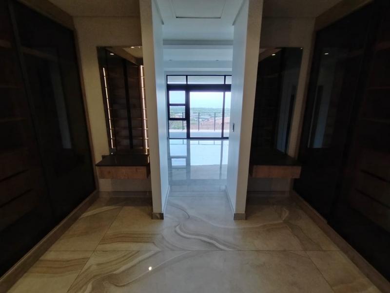 6 Bedroom Property for Sale in Izinga Park KwaZulu-Natal