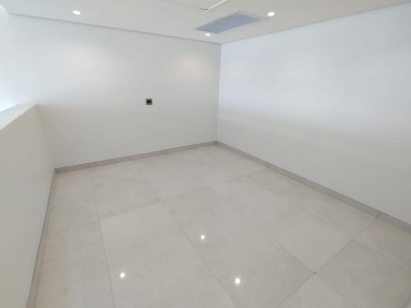 6 Bedroom Property for Sale in Izinga Park KwaZulu-Natal