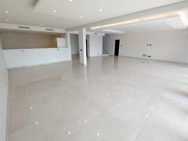 6 Bedroom Property for Sale in Izinga Park KwaZulu-Natal