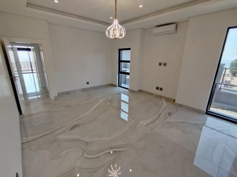 6 Bedroom Property for Sale in Izinga Park KwaZulu-Natal