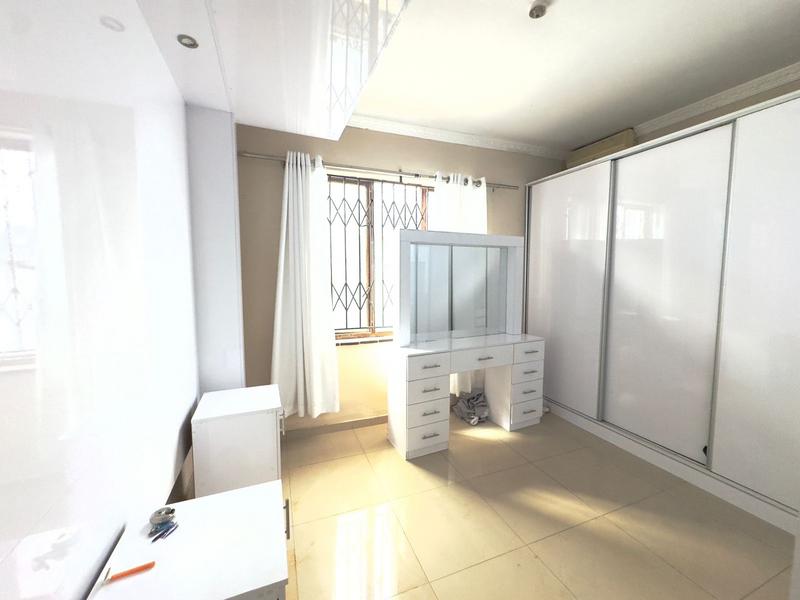 To Let 3 Bedroom Property for Rent in Windermere KwaZulu-Natal